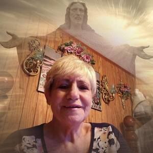 Meet your Posher, Faye